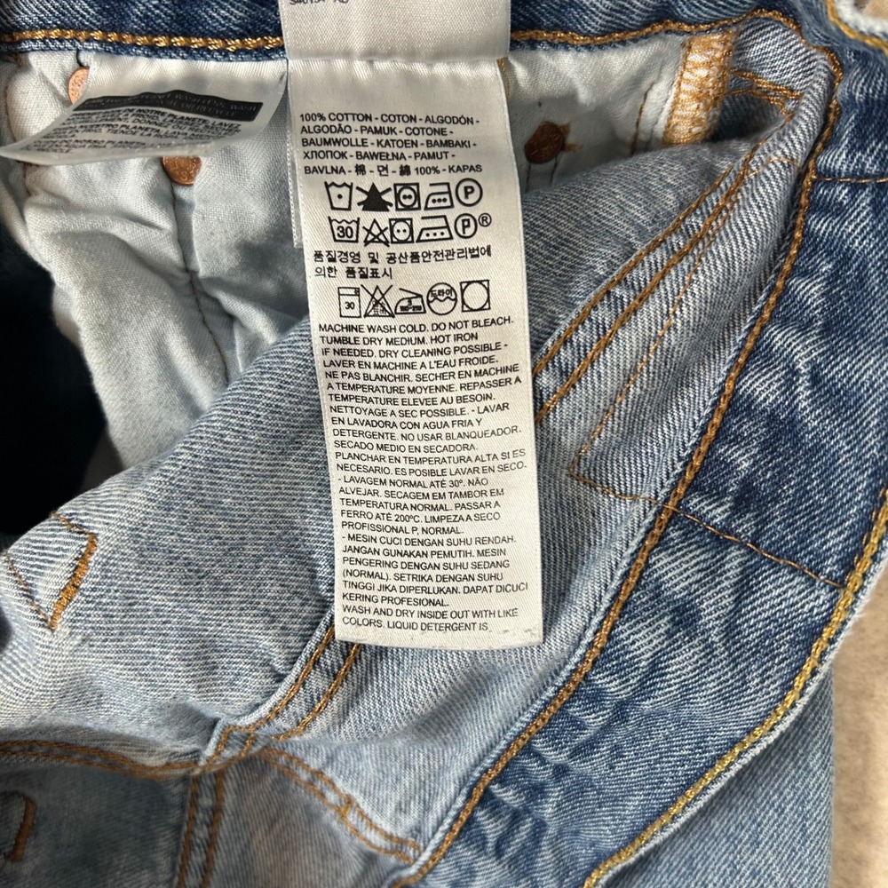 Levi's 501 Original Fit Jeans Mens W34 L30 Blue Medium Wash Straight Leg - Picture 9 of 11